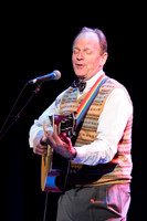 Colorful Troubadour: Livingston Taylor at The Cabot